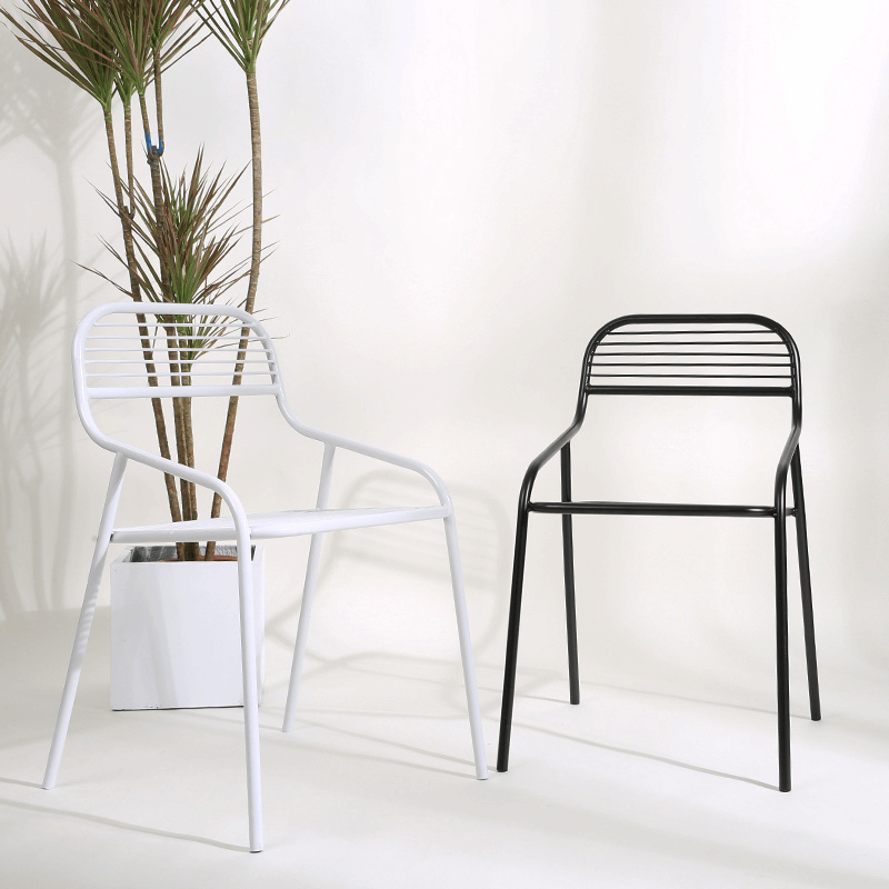 เก้าอี้ DEEPWOOD รุ่น BLENGO สีดำ